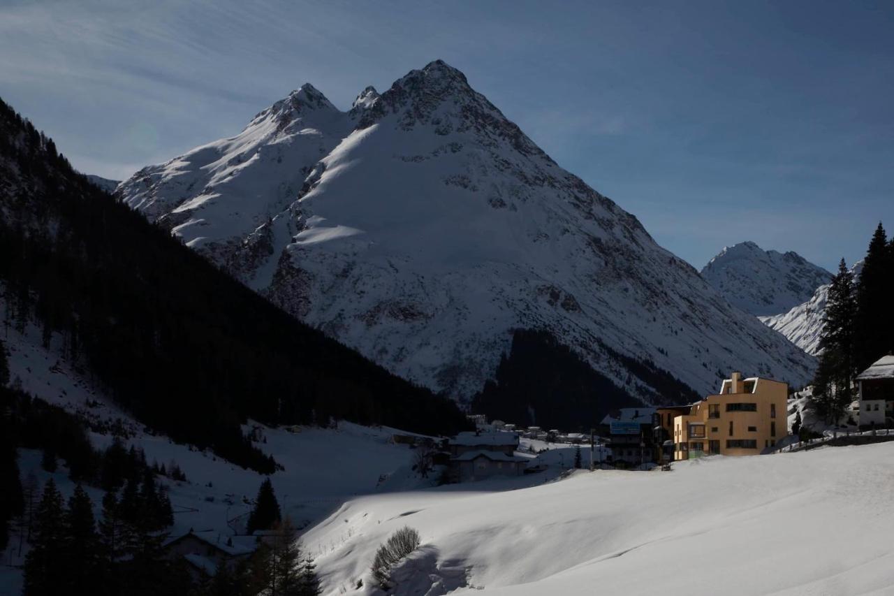 Rifugio Galtuer - Die 2 Ferienhaeuser Екстериор снимка